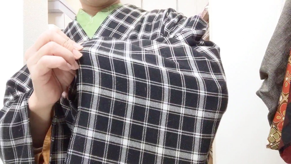 おお！いいじゃん！洋服の色合いみたいな着物コーデ👍
