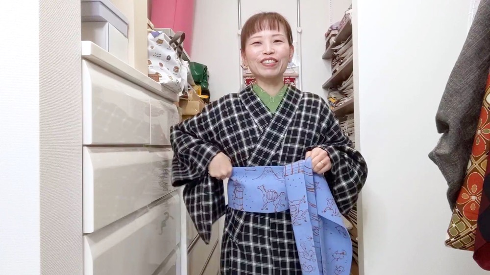 おお！いいじゃん！洋服の色合いみたいな着物コーデ👍