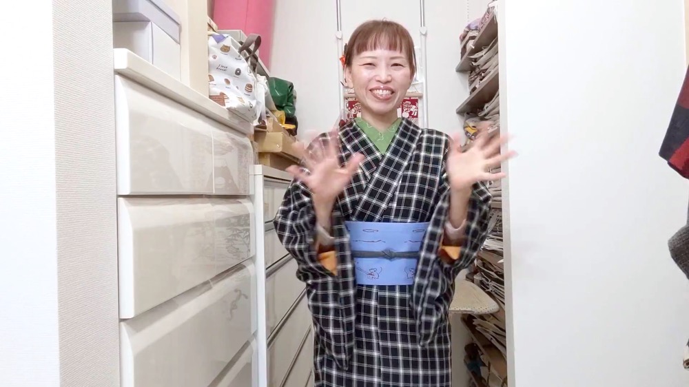 おお！いいじゃん！洋服の色合いみたいな着物コーデ👍