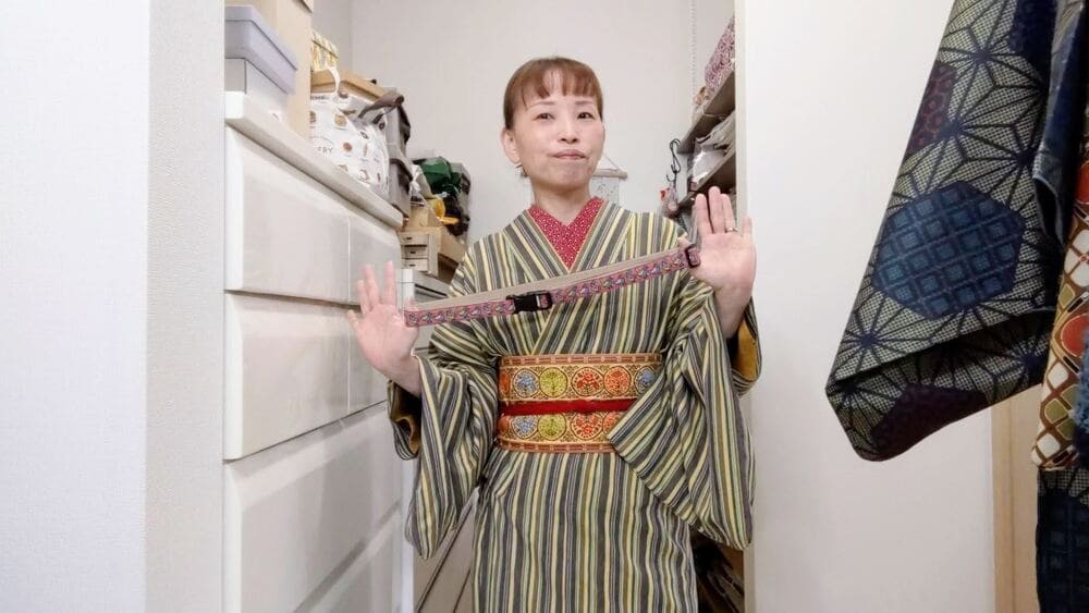 雪の日でも安心!長靴と「腰ベルト」で着物を快適に楽しむ工夫 雪の日でも安心!長靴と「腰ベルト」で着物を快適に楽しむ工夫